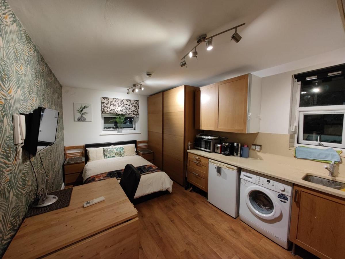 Studio Apartment 351 Ladbroke Grove, London W10 6Ha Exterior foto