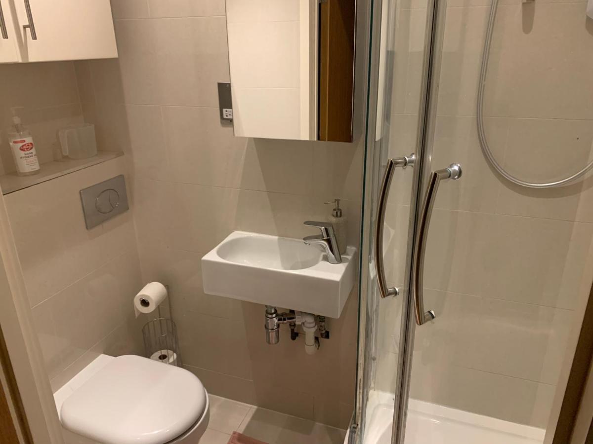 Studio Apartment 351 Ladbroke Grove, London W10 6Ha Exterior foto